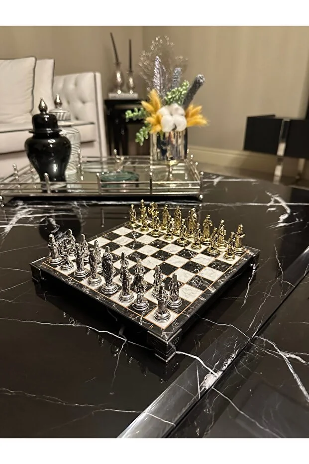 Osmanlı Figürlü Satranç Seti